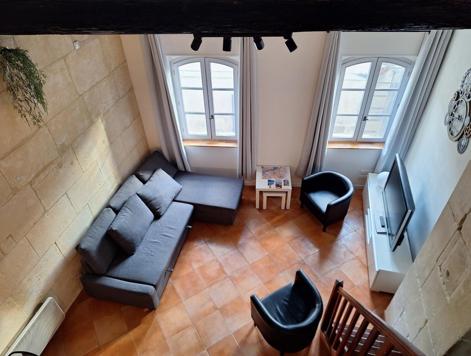 ארל La Garriguette Appart Centre Historique Calme Climatise 6 Couchages מראה חיצוני תמונה